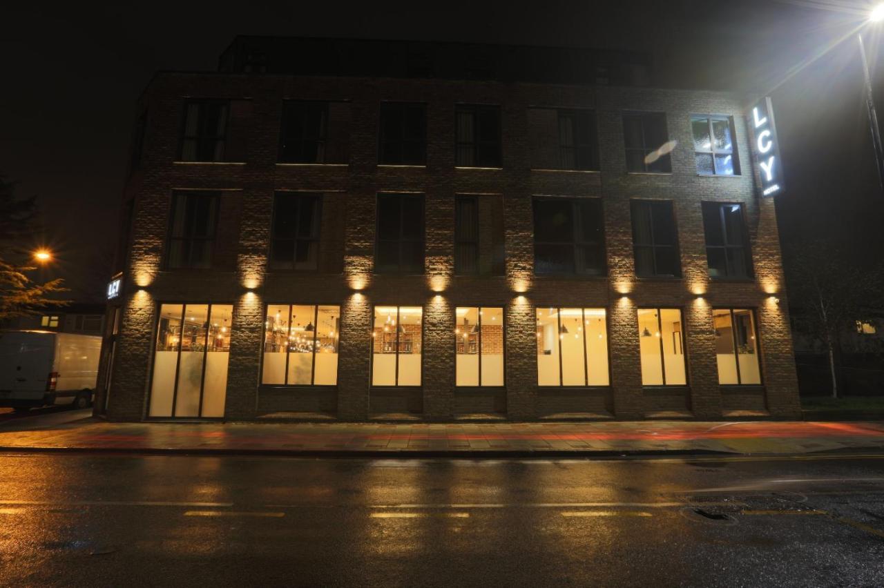 London City Airport Hotel エクステリア 写真